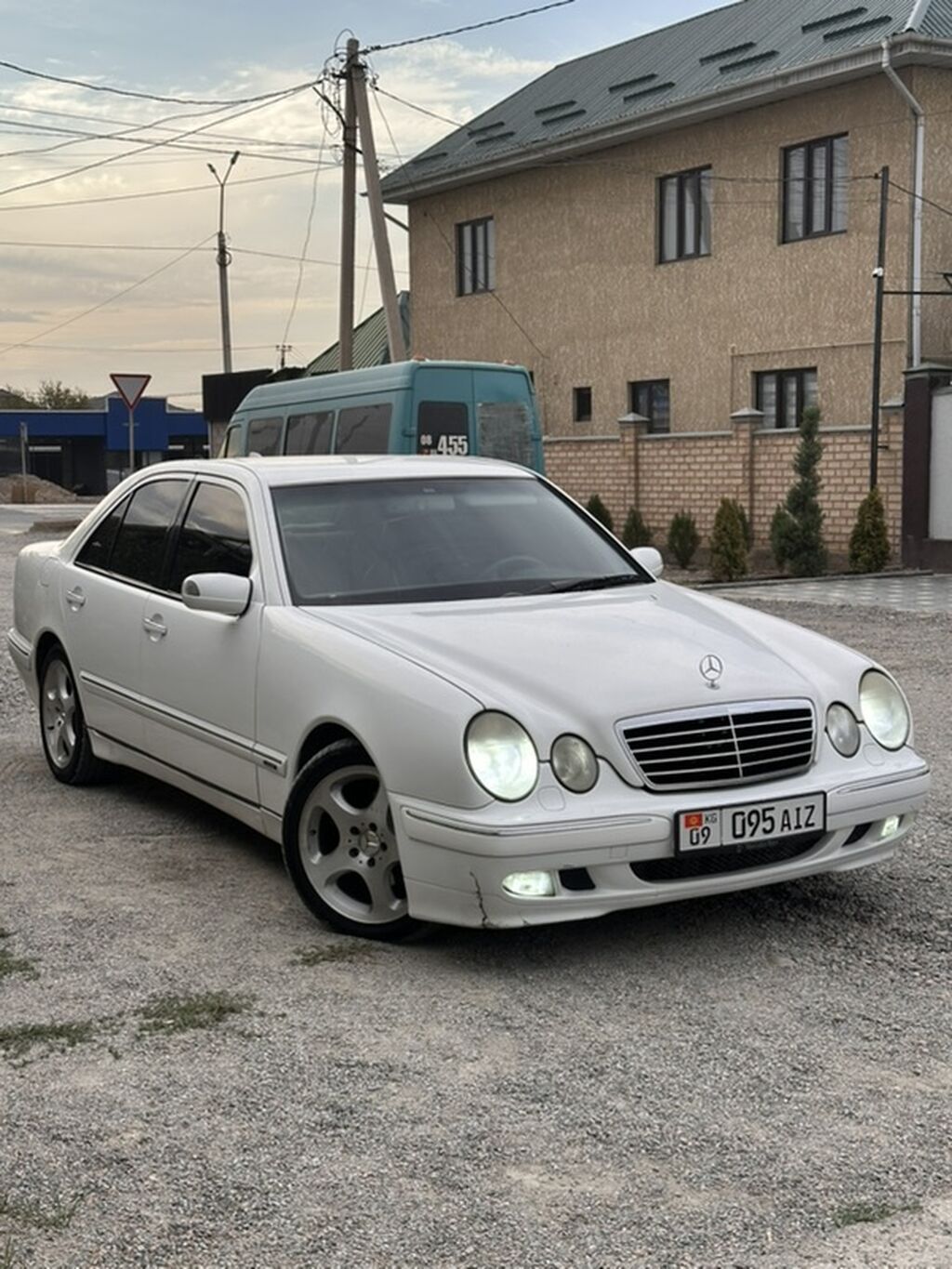 Mercedes-Benz E-Class: 1999 г., 3.2 л, Автомат, Бензин, Седан: фото 4