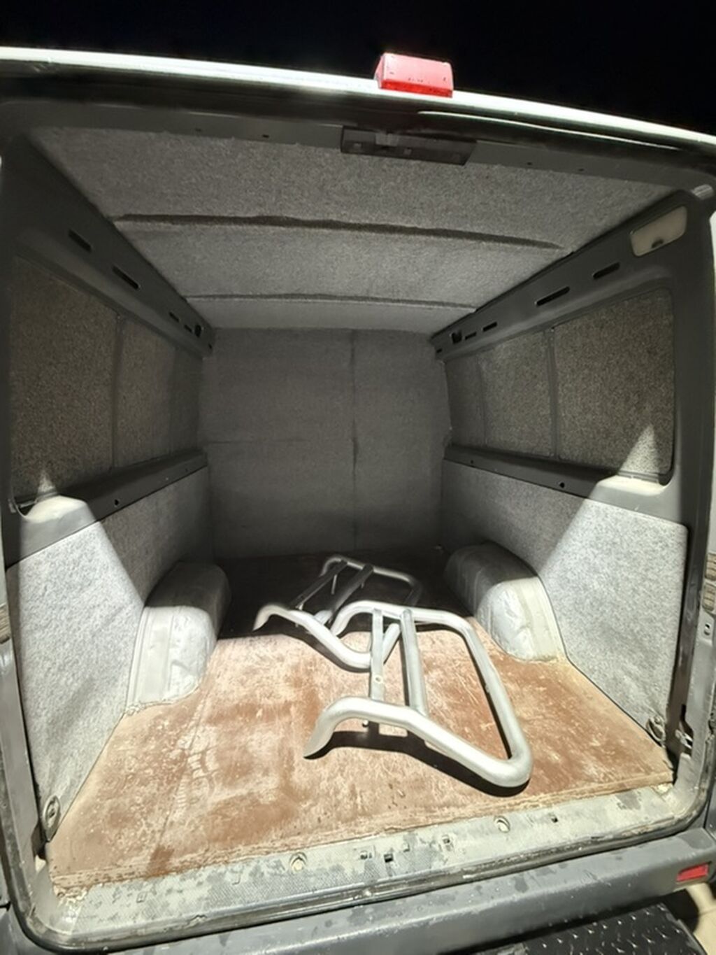 Mercedes-Benz Sprinter 2006 г., 2.7 л, дизель, фургон: фото 5