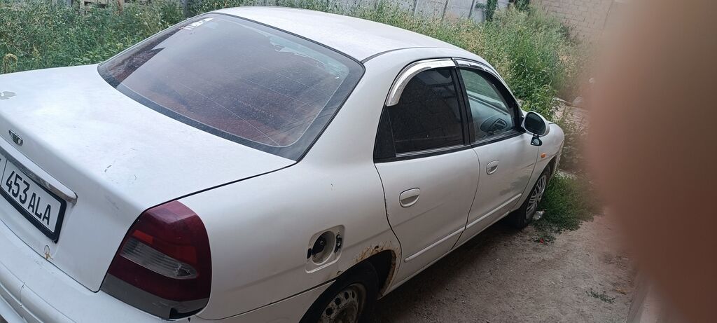 Daewoo Nubira: 2002 г., Автомат, Бензин, Седан: фото 2