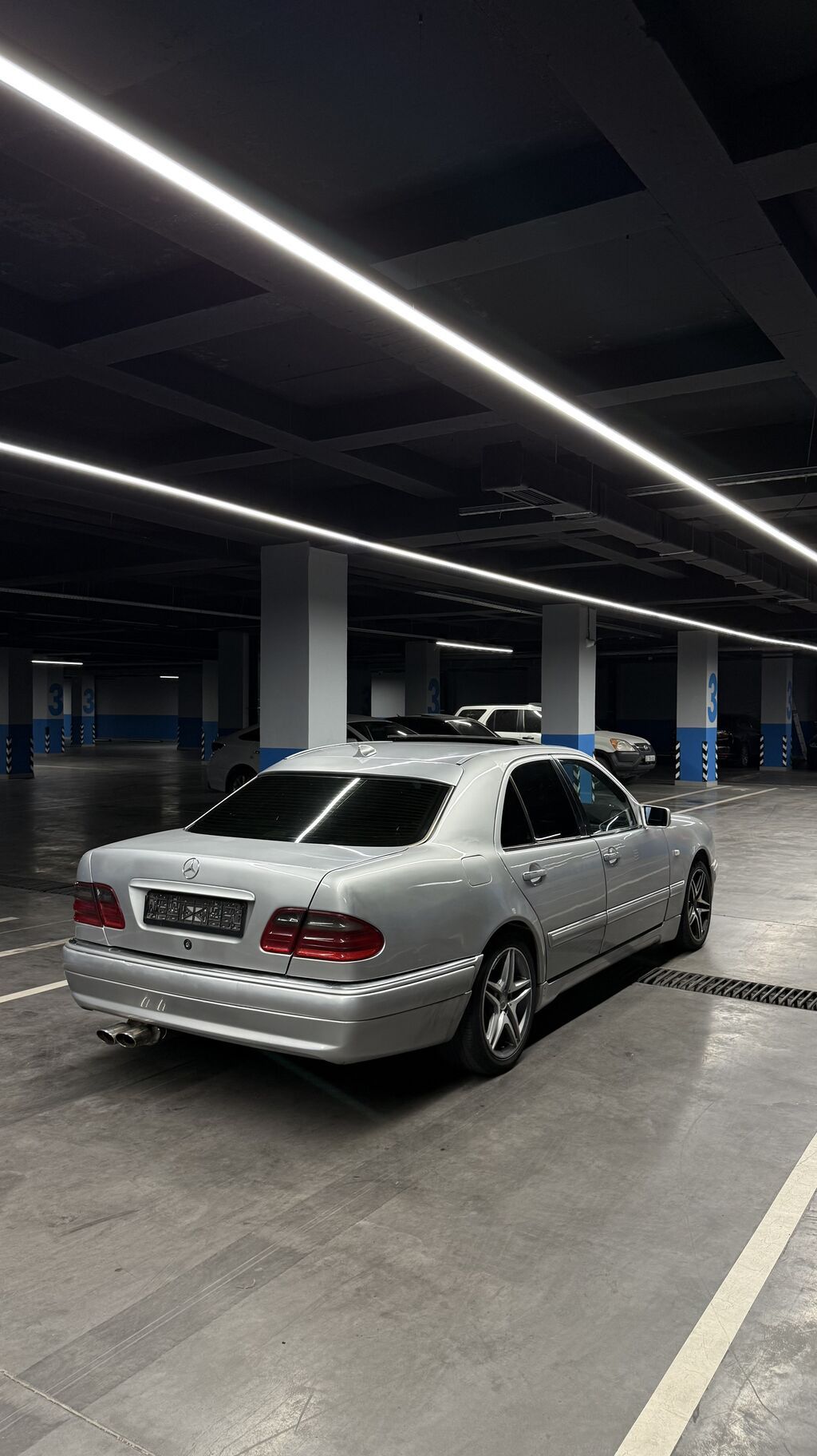 Mercedes-Benz E-Class: 1997 г., 4.3 л, Автомат, Бензин, Седан: фото 4