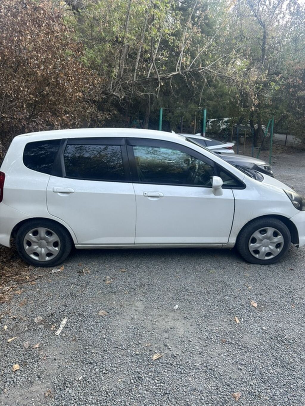 Honda Fit: 2003 г., 1.3 л, Вариатор, Бензин, Хэтчбэк: фото 2