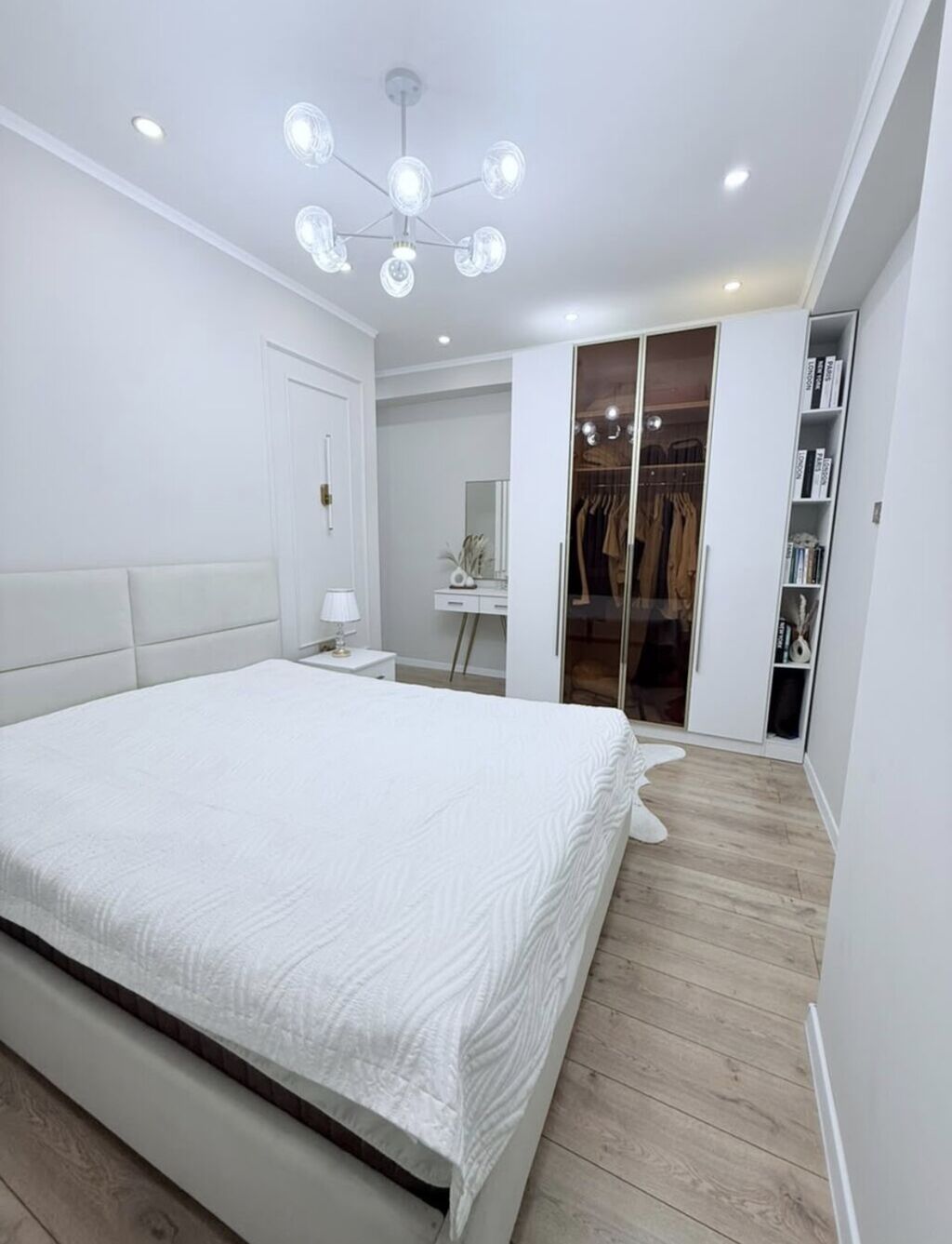 3 комнаты, 88 м², Джал-15 Элитка, 7 этаж, Дизайнерский ремонт: фото 1