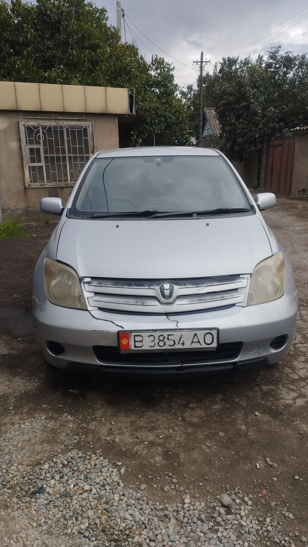 Toyota Ist: 2002 г., 1.5 л, Автомат, Бензин, Хэтчбэк: фото 2