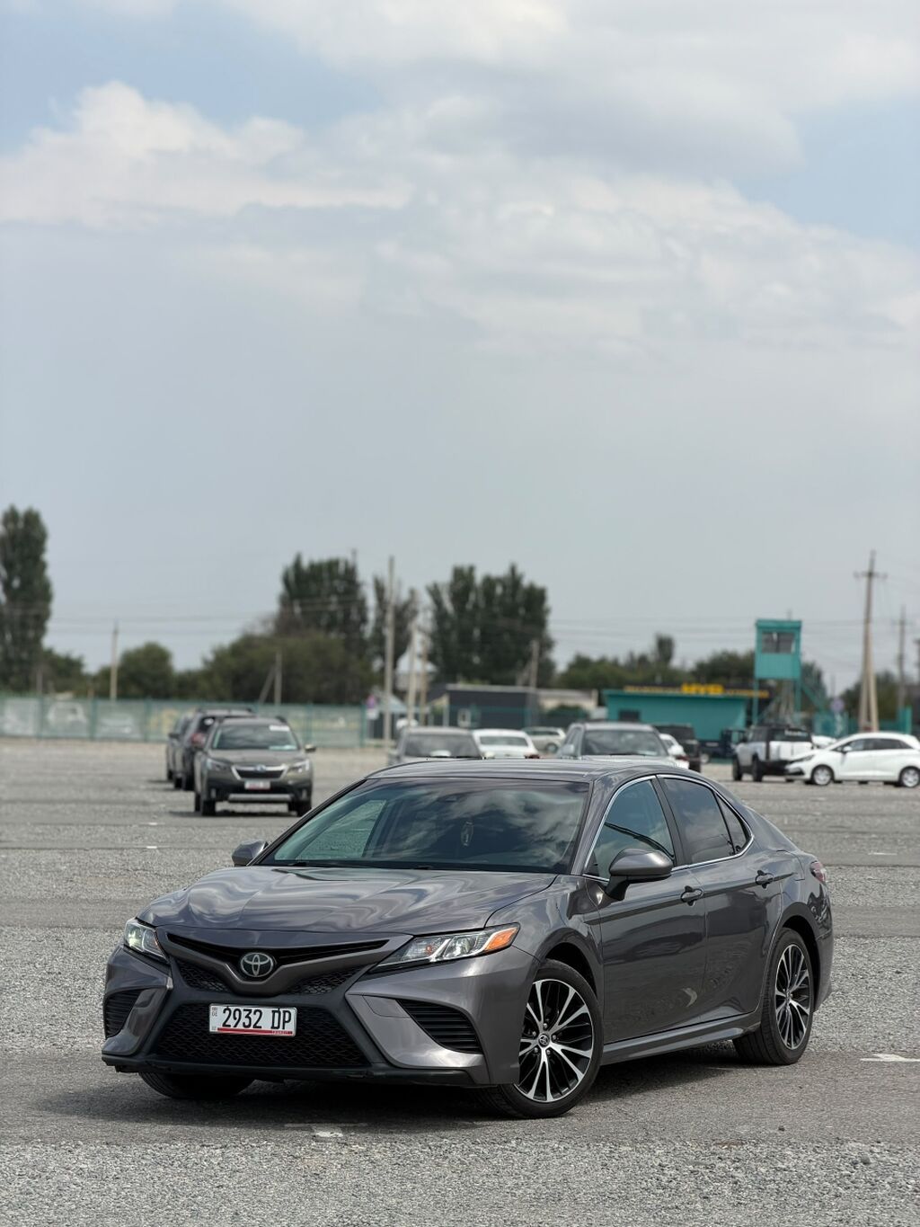 Toyota Camry: 2020 г., 2.5 л, Автомат, Бензин, Седан: фото 1