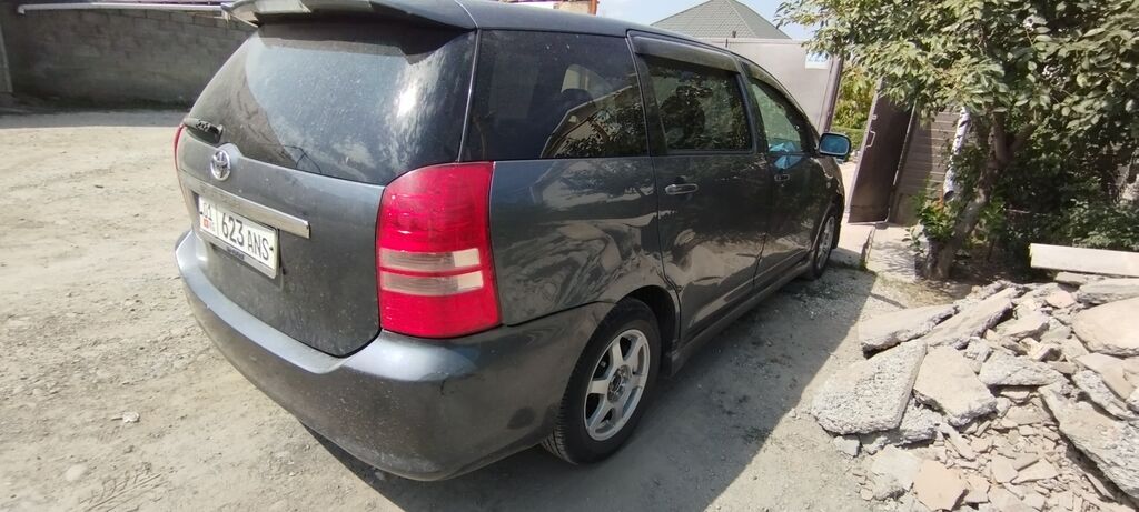 Toyota WISH: 2003 г., Автомат, Бензин, Минивэн: фото 7