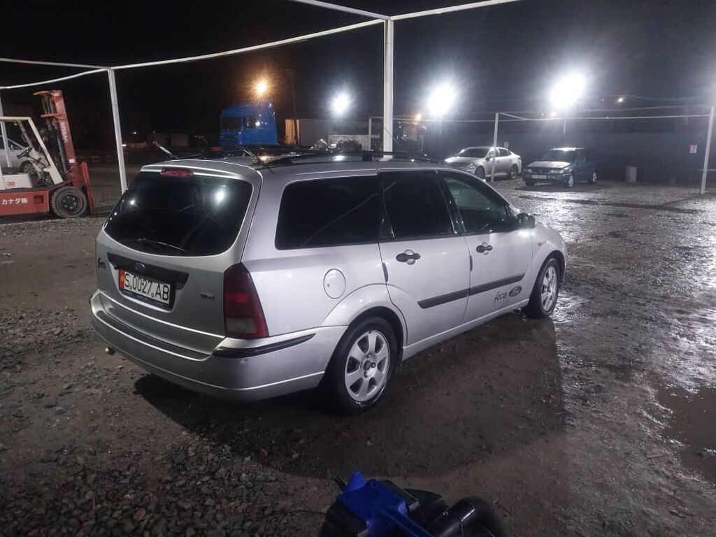 Ford Focus: 2002 г., Бензин, Универсал: фото 4