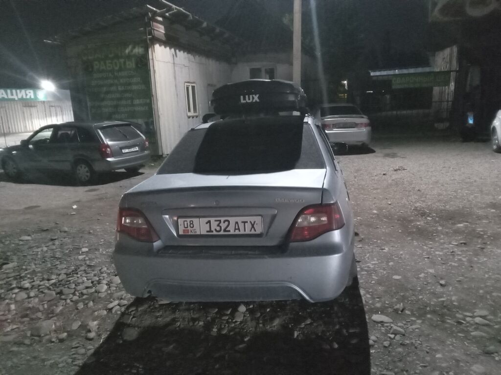 Daewoo Nexia: 2011 г., 1.5 л, Механика, Седан: фото 3