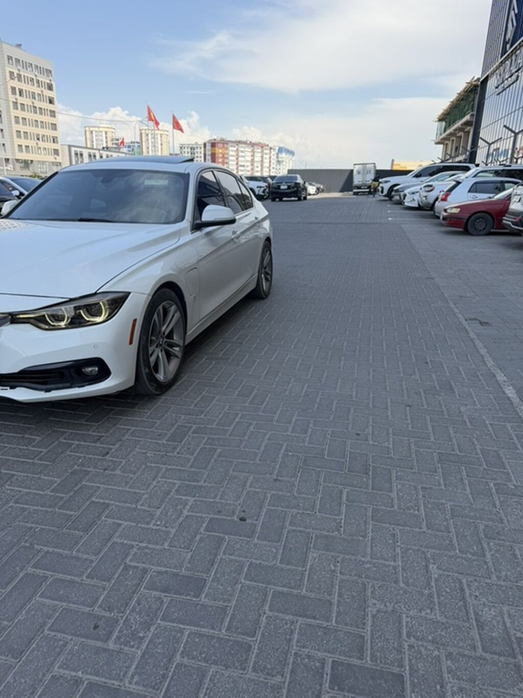BMW 3 series: 2017 г., 2 л, Автомат, Гибрид, Седан: фото 2