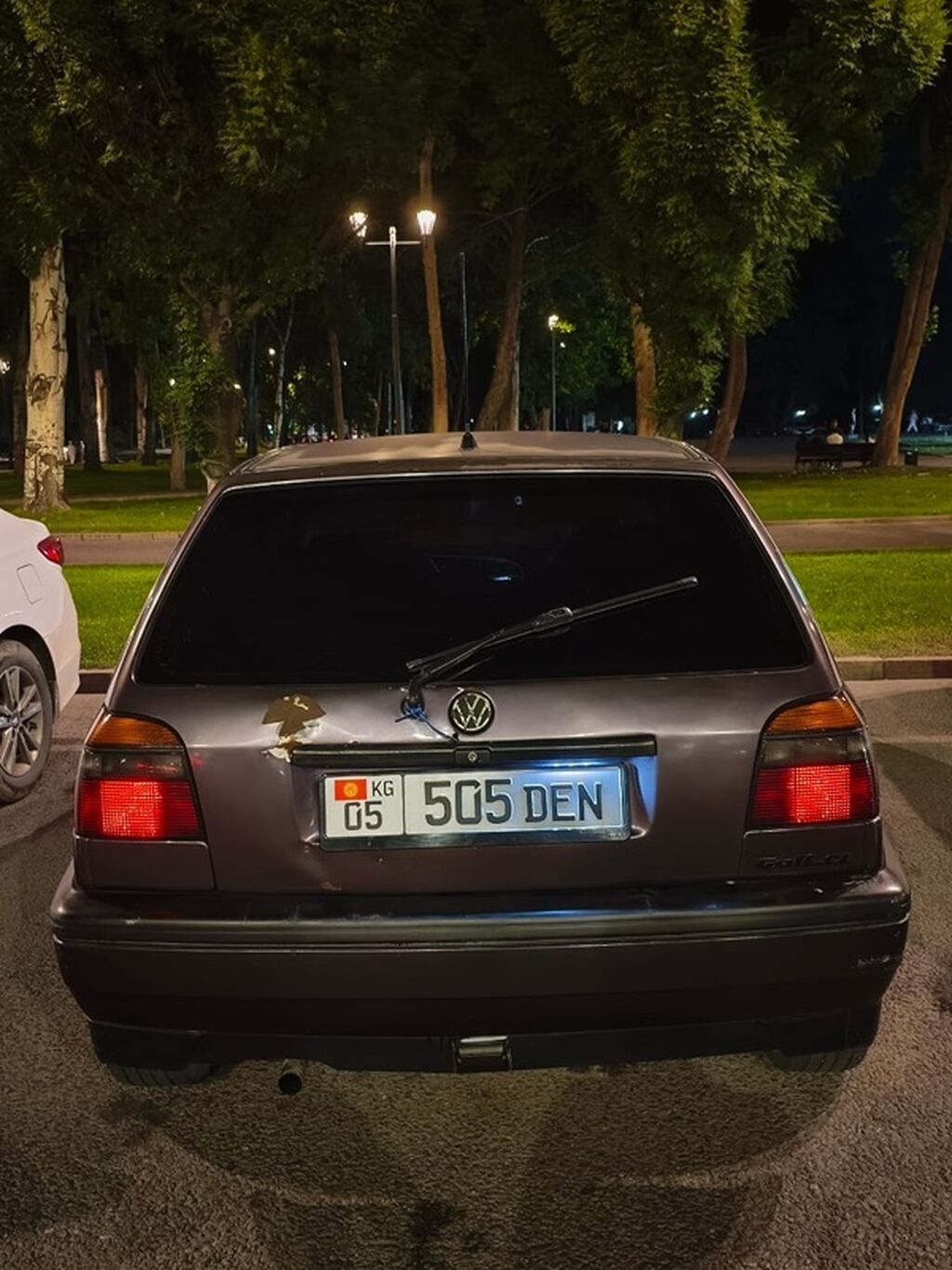 Volkswagen Golf: 1993 г., 1.6 л, Механика, Бензин, Хэтчбэк: фото 4
