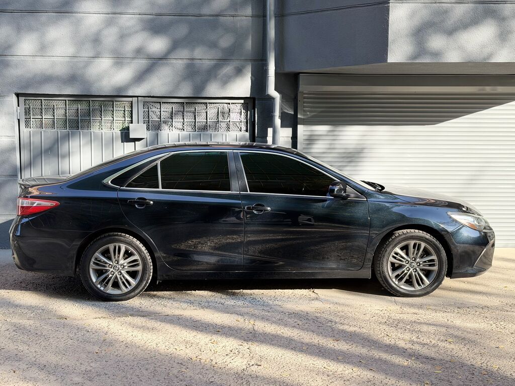 Toyota Camry: 2016 г., 2.5 л, Автомат, Бензин, Седан: фото 3