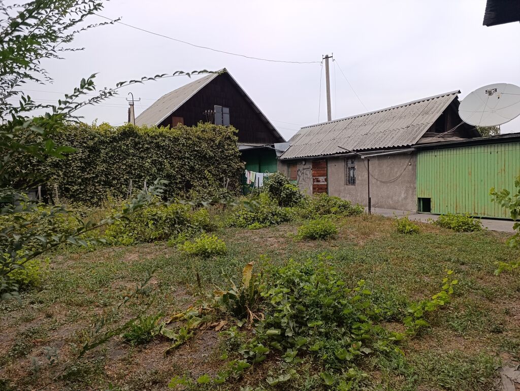 4 комнаты, 70 м², 5 соток, Бишкек, Восточный (старый) автовокзал Риэлтор: фото 2