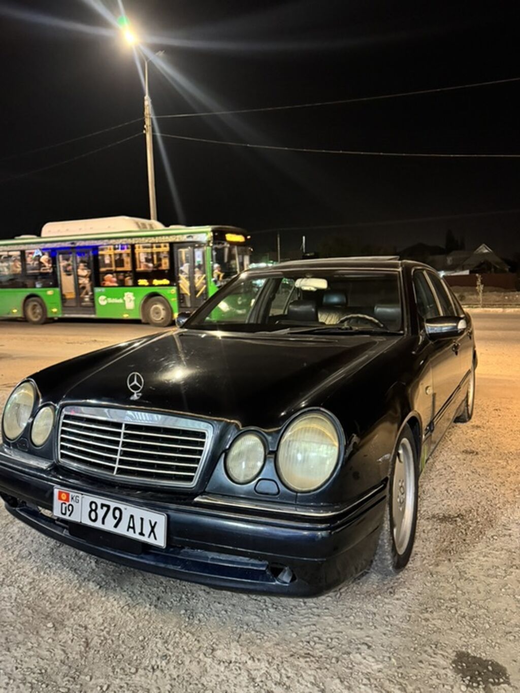 Mercedes-Benz E-Class: 1997 г., 5 л, Автомат, Бензин, Седан: фото 5