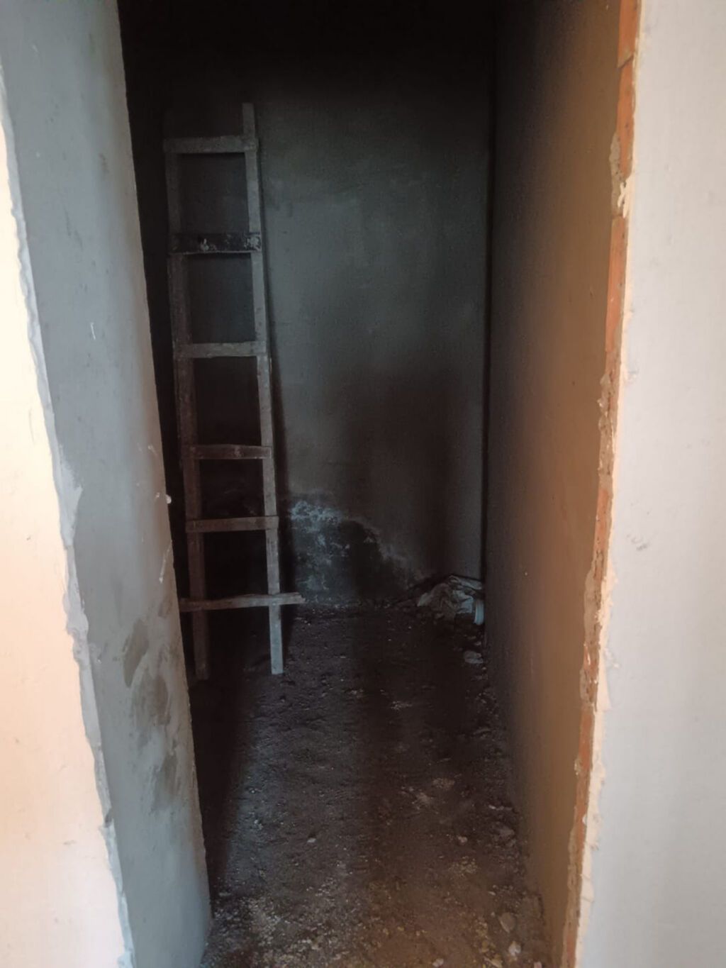 3 otaqlı, Yeni tikili, 145 kv. m