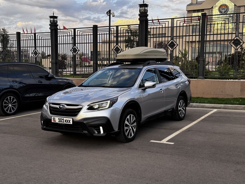 Subaru Outback: 2019 г., 2.5 л, Типтроник, Бензин, Универсал: фото 2