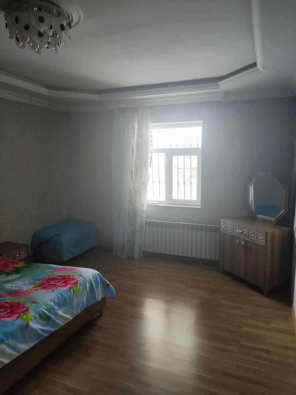 Mehdiabad 7 otaqlı, 204 kv. m, Orta təmir