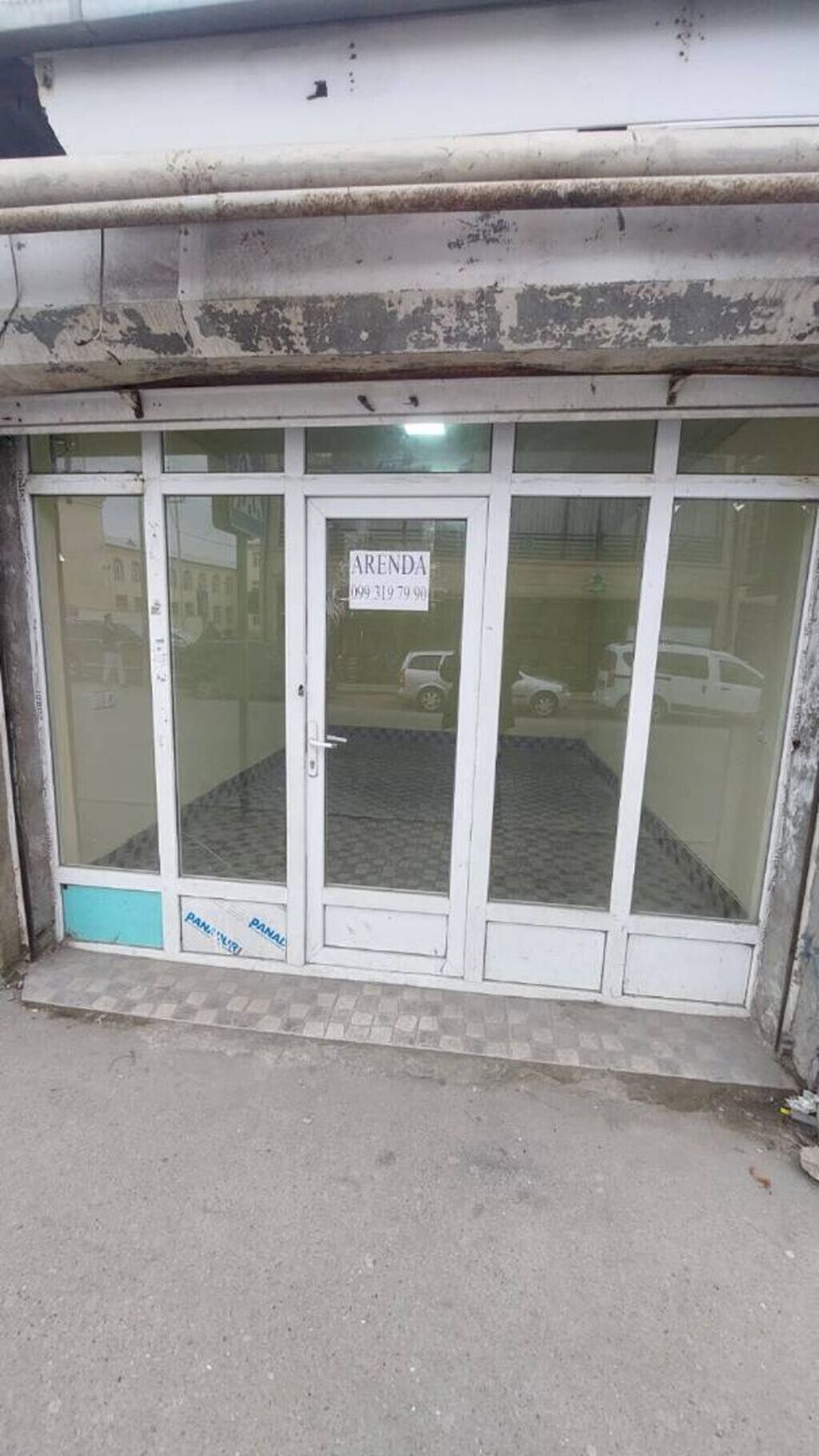 Binəqədi mərkəzində gediş-gəlişli ərazidə obyekt icarəyə verilir!