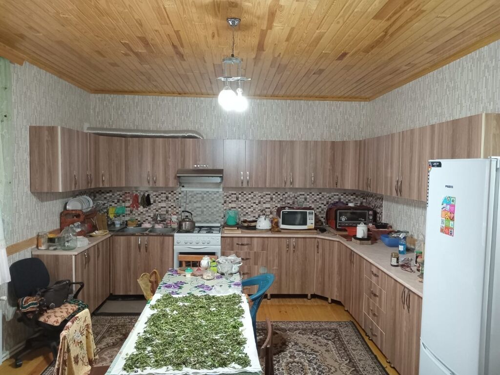 4 otaqlı, 124 kv. m, Kredit yoxdur, Yeni təmirli