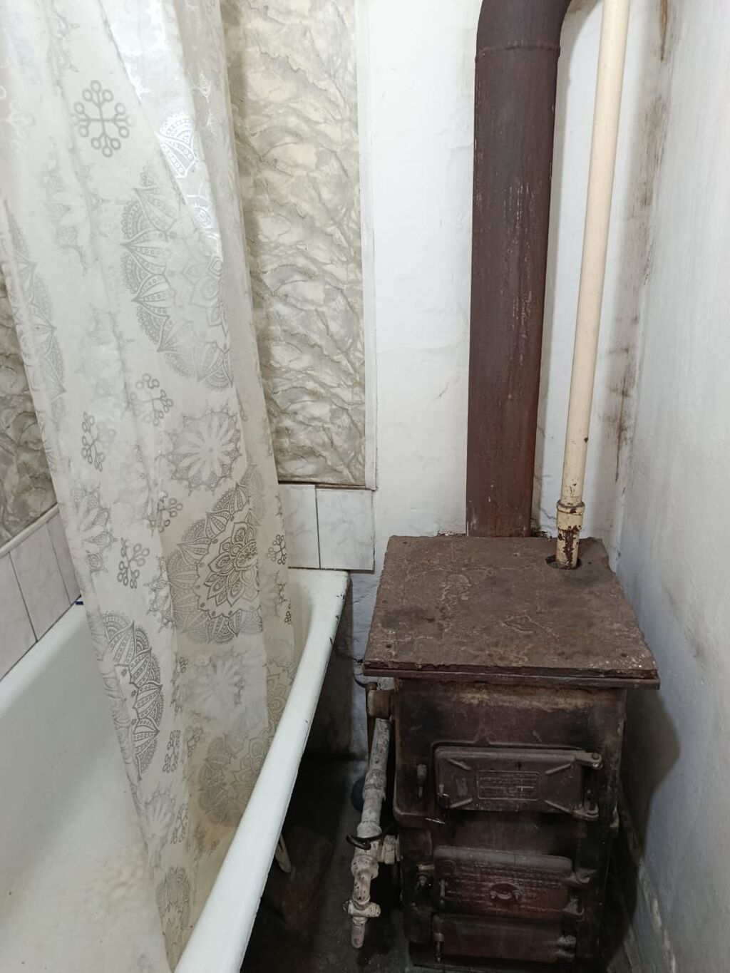 Продаю полдома. Ниже Восточного автовокзала перед БЧК. Отдельный вход: фото 7