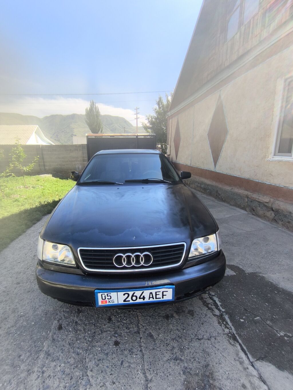 Audi A6: 1995 г., 2.6 л, Механика, Бензин, Седан: фото 1