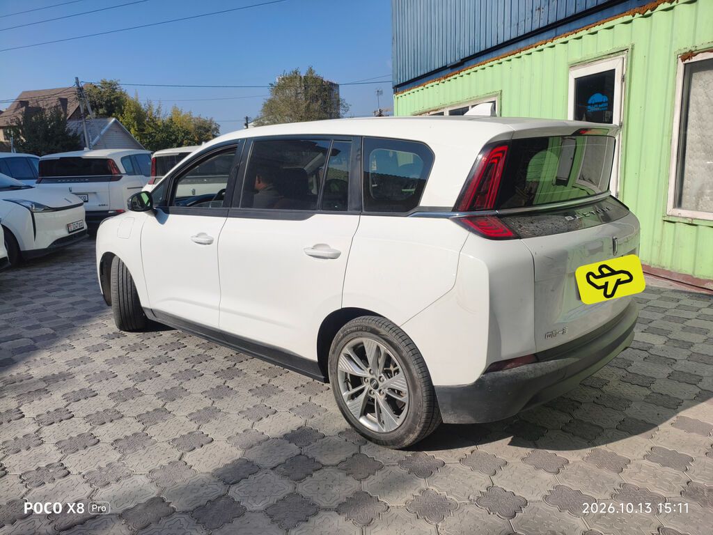 BYD : 2022 г., Автомат, Электромобиль, Минивэн: фото 2