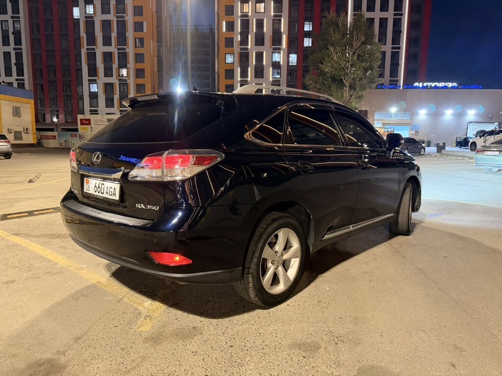 Lexus RX: 2010 г., 3.5 л, Автомат, Бензин, Кроссовер: фото 4