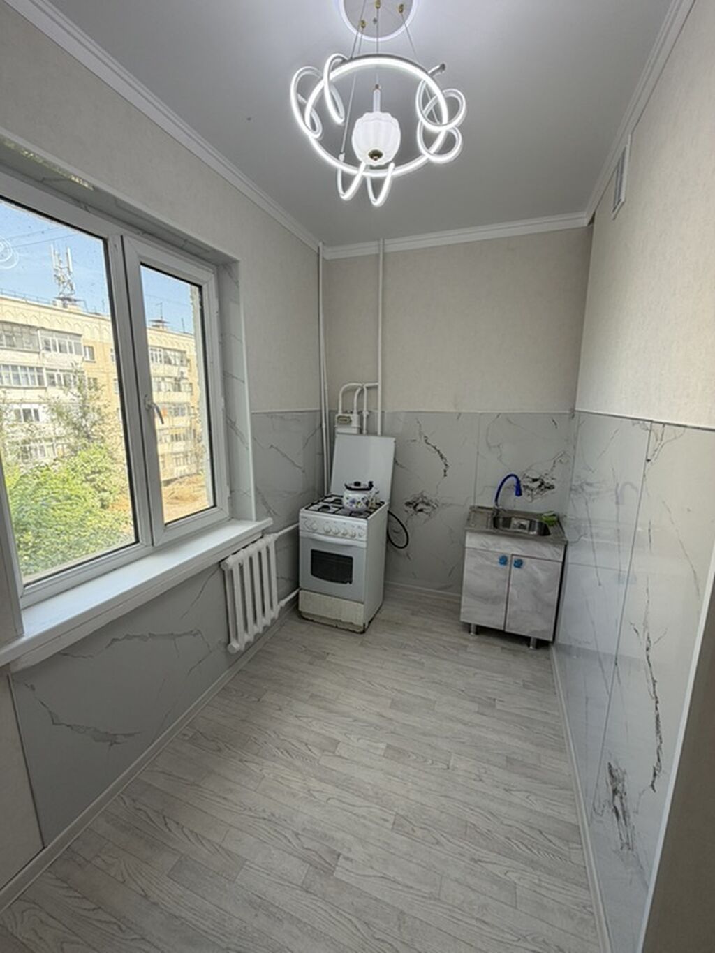 Продаю однокомнатную квартиру в Токмоке 3мкр дом 15 этаж 3 44кв метр: фото 4