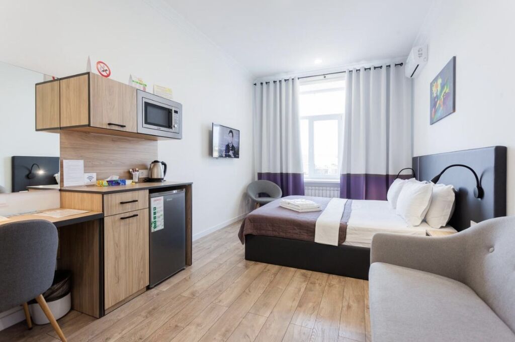Nərimanov ərazisində 37 otaq (restoranlı) ayrı tikili 7,8 maşınlıq