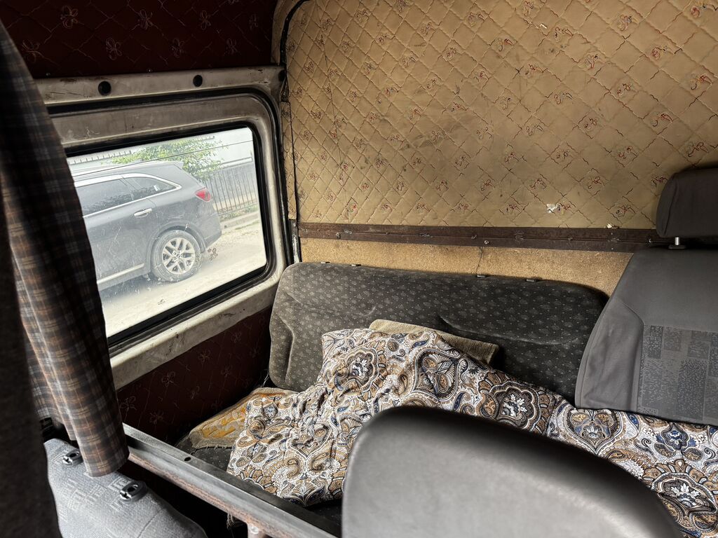 Mercedes-Benz Спринтер: 2005 г., 2.7 л, Механика, Дизель, Фургон: фото 6