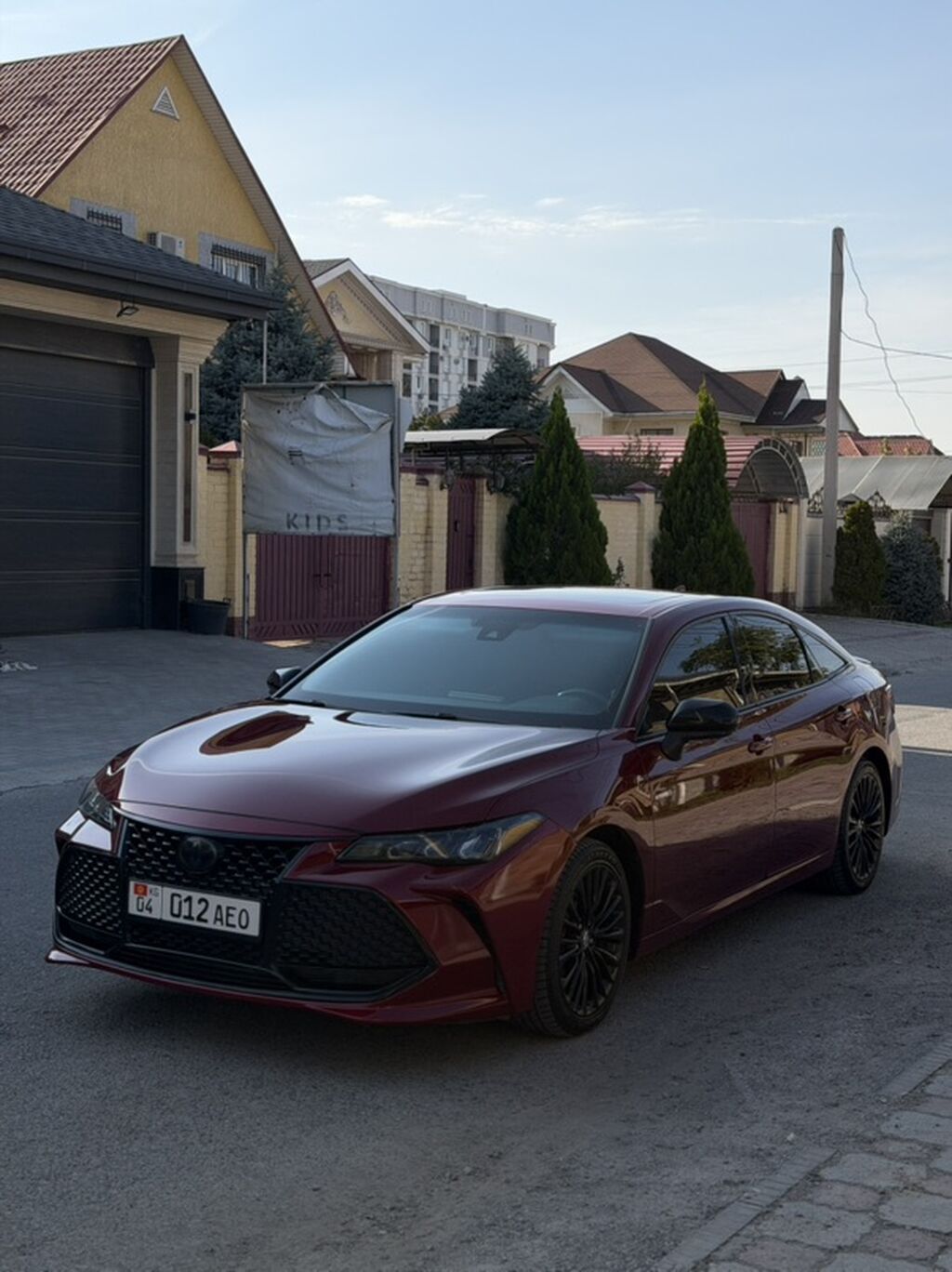 Toyota Avalon: 2018 г., Гибрид, Седан: фото 3