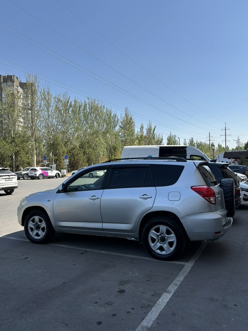 Toyota RAV4: 2006 г., 2.4 л, Автомат, Бензин, Кроссовер: фото 3