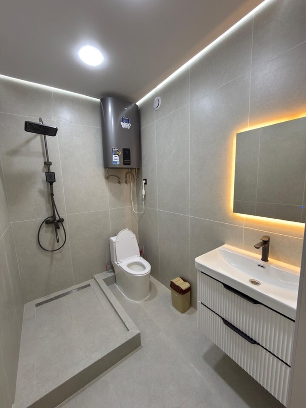 Здаю 2 комнат квартира дизайнерский ремонт с мебелю 60 м2 дипозит: фото 4