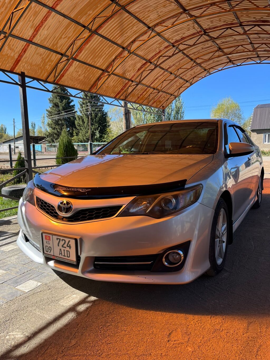 Toyota Camry: 2012 г., Автомат, Бензин, Седан: фото 2