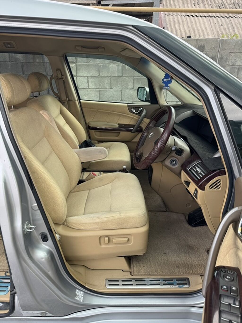 Honda Elysion: 2004 г., 2.4 л, Автомат, Бензин, Минивэн: фото 3