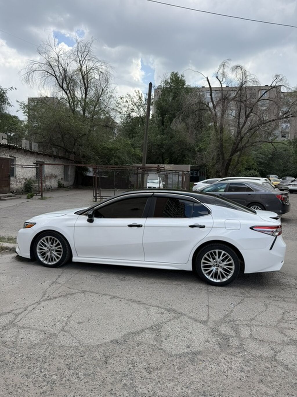 Toyota Camry: 2018 г., 2.5 л, Автомат, Бензин, Седан: фото 3