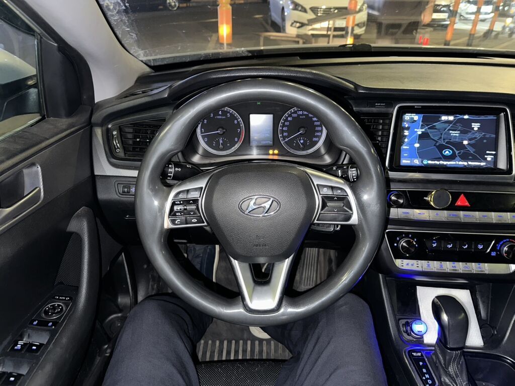 Hyundai Sonata: 2018 г., 2 л, Автомат, Газ, Седан: фото 3