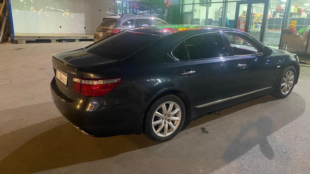 Lexus LS: 2007 г., 4.6 л, Автомат, Бензин, Седан: фото 2