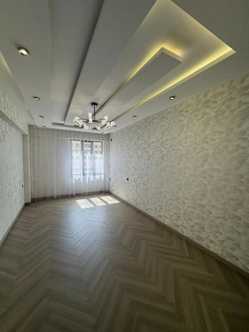 3 otaqlı, 164 kv. m