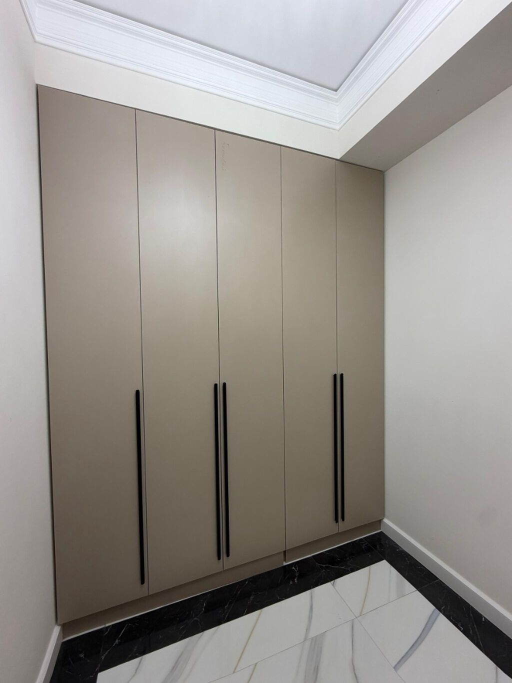 2 комнаты, 77 м², Элитка, 8 этаж, Евроремонт