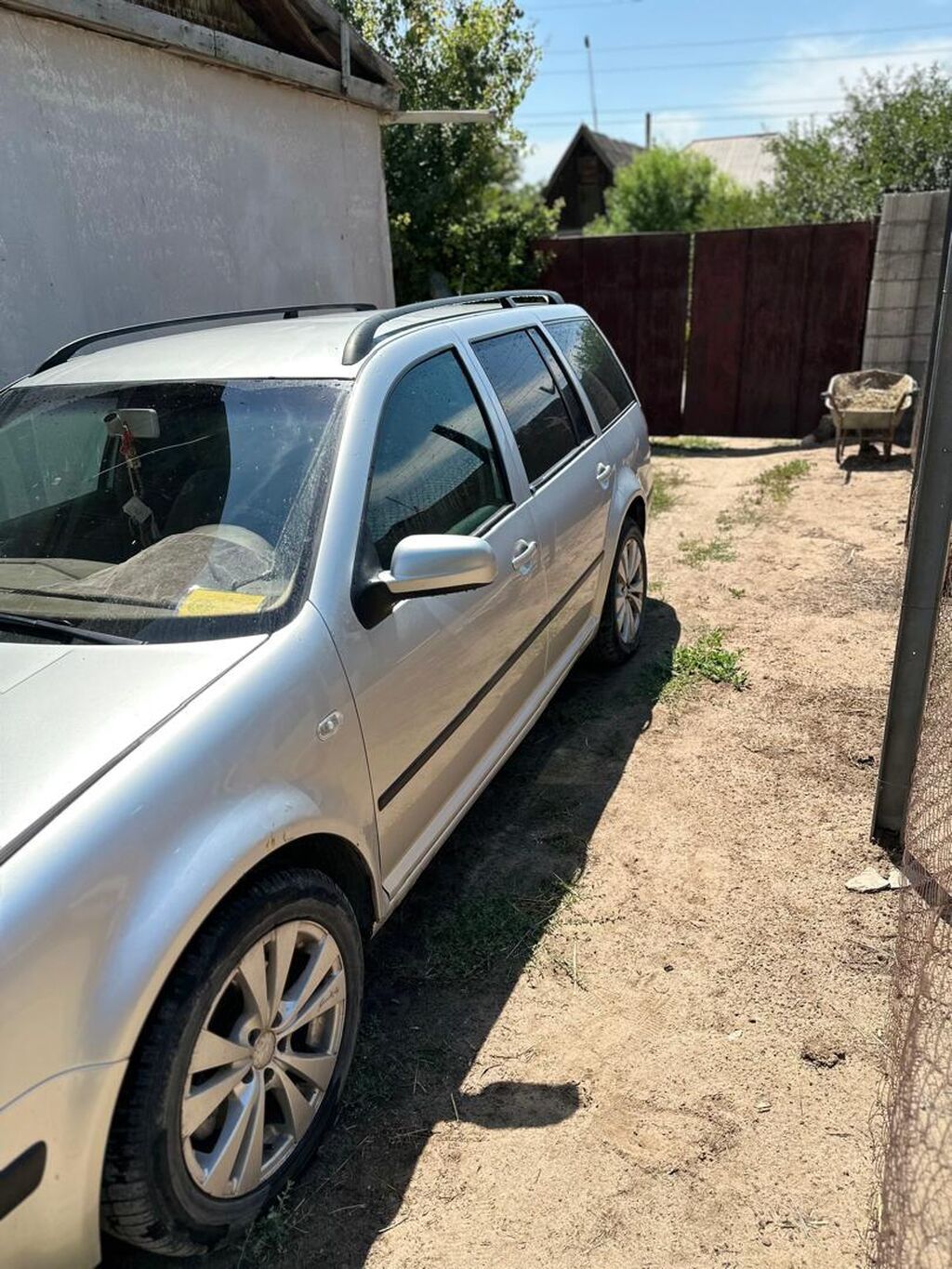 Volkswagen Golf Variant: 2001 г., 1.6 л, Автомат, Бензин, Универсал: фото 2