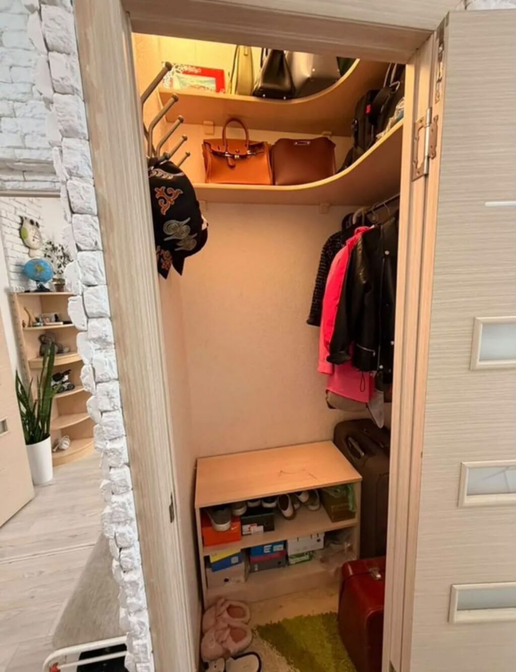 Продам 2-комнатную квартиру в 9-м микрорайоне, 64 м²: фото 3