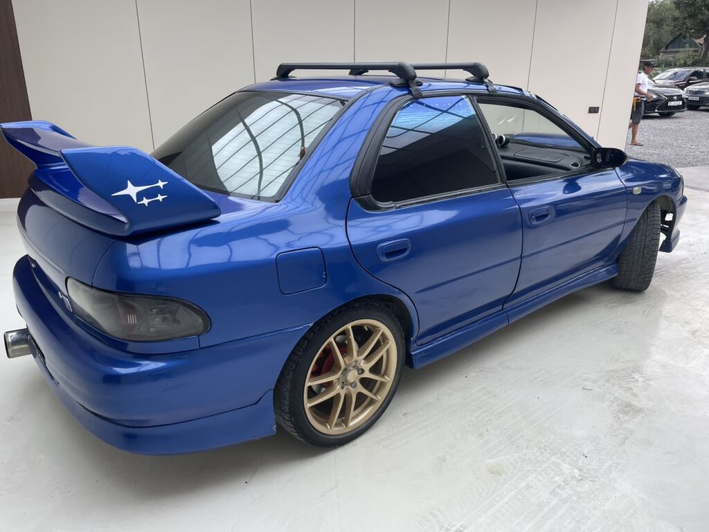 Subaru Impreza: 1997 г., 2 л, Механика, Бензин, Седан: фото 6