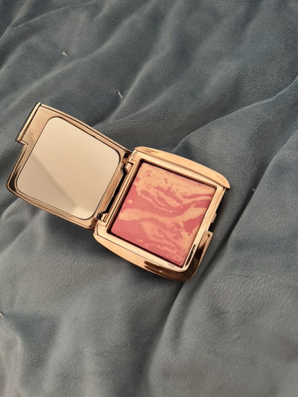 Hourglass Ambient Lighting Blush Адрес: Тц Весна ( Калык Акиева 66): фото 4