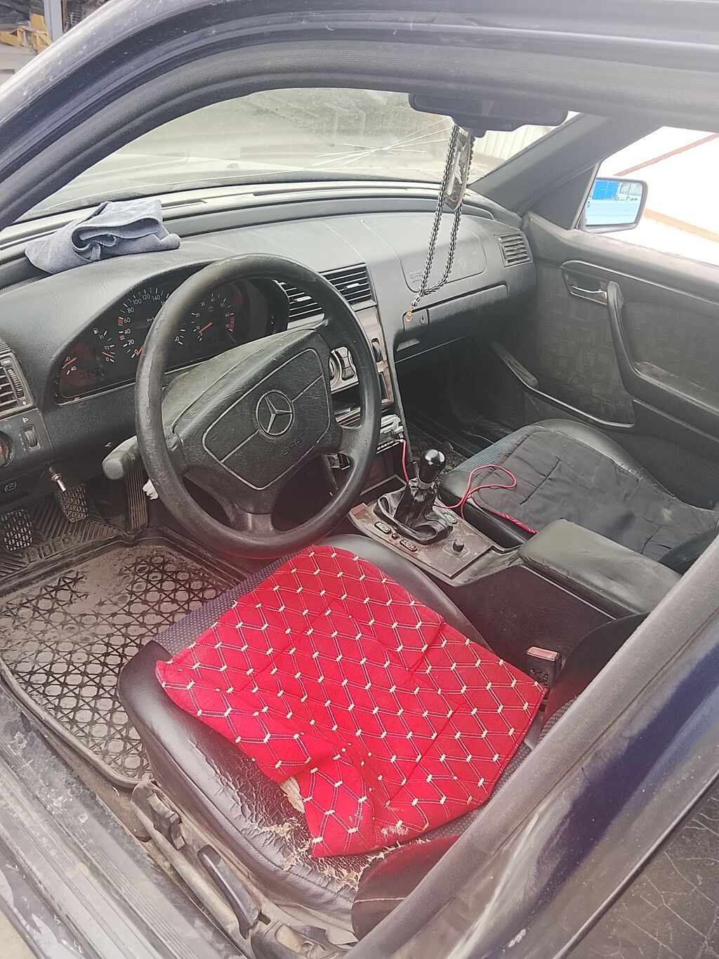 Mercedes-Benz C-Class: 1997 г., 1.8 л, Механика, Бензин, Седан: фото 5