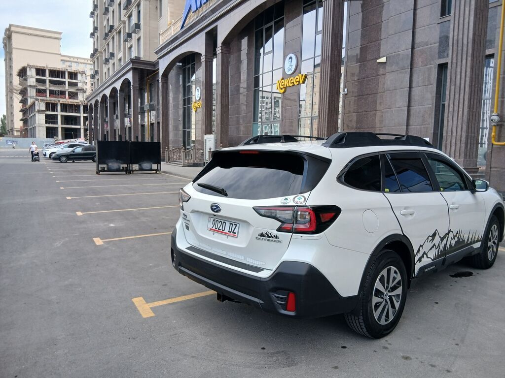 Subaru Outback: 2020 г., Универсал: фото 4