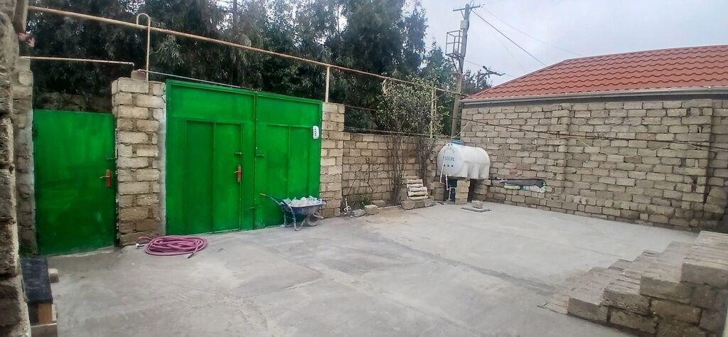 Hövsan qəs. 7 otaqlı, 180 kv. m