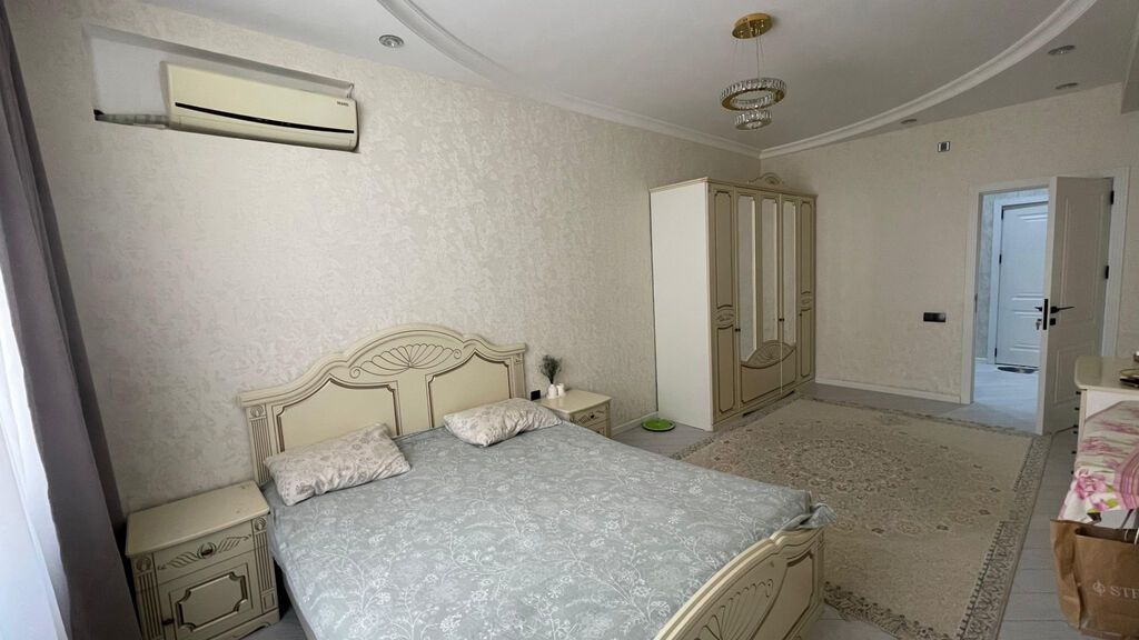 4 otaqlı, Yeni tikili, 135 kv. m