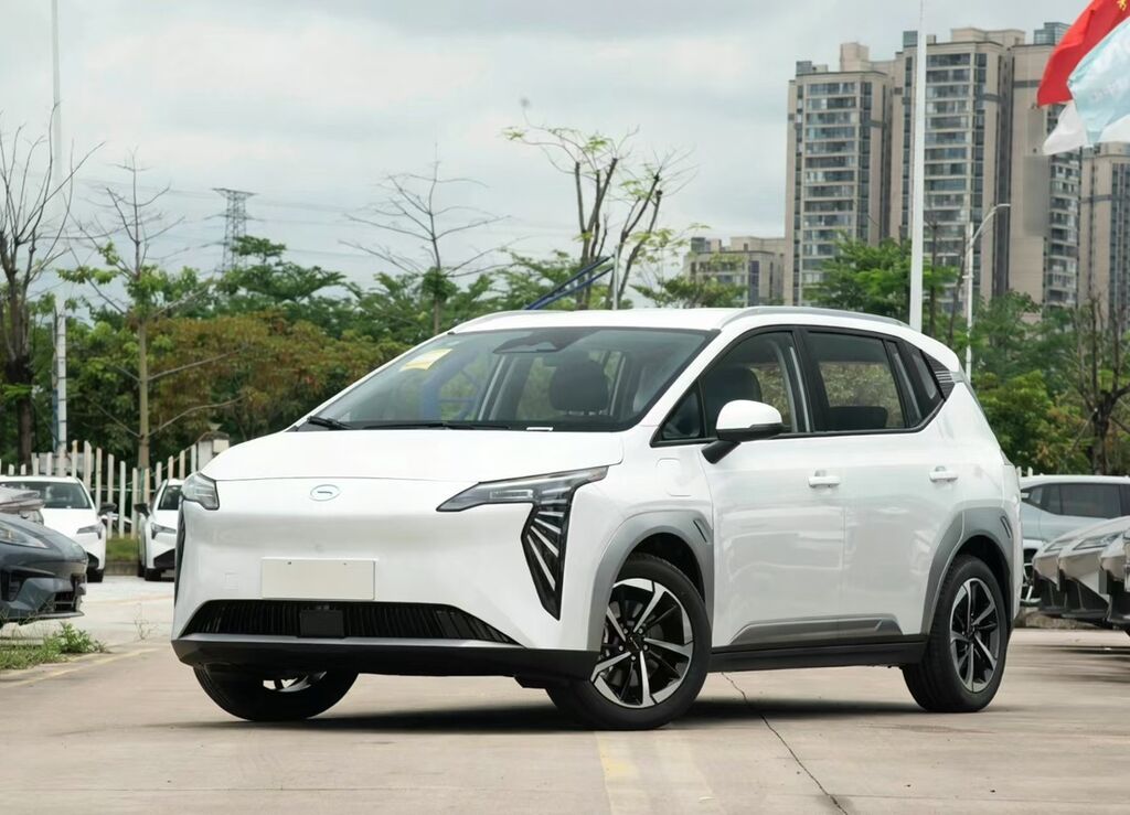 Microcar : 2026 г., Электромобиль, Кроссовер: фото 3