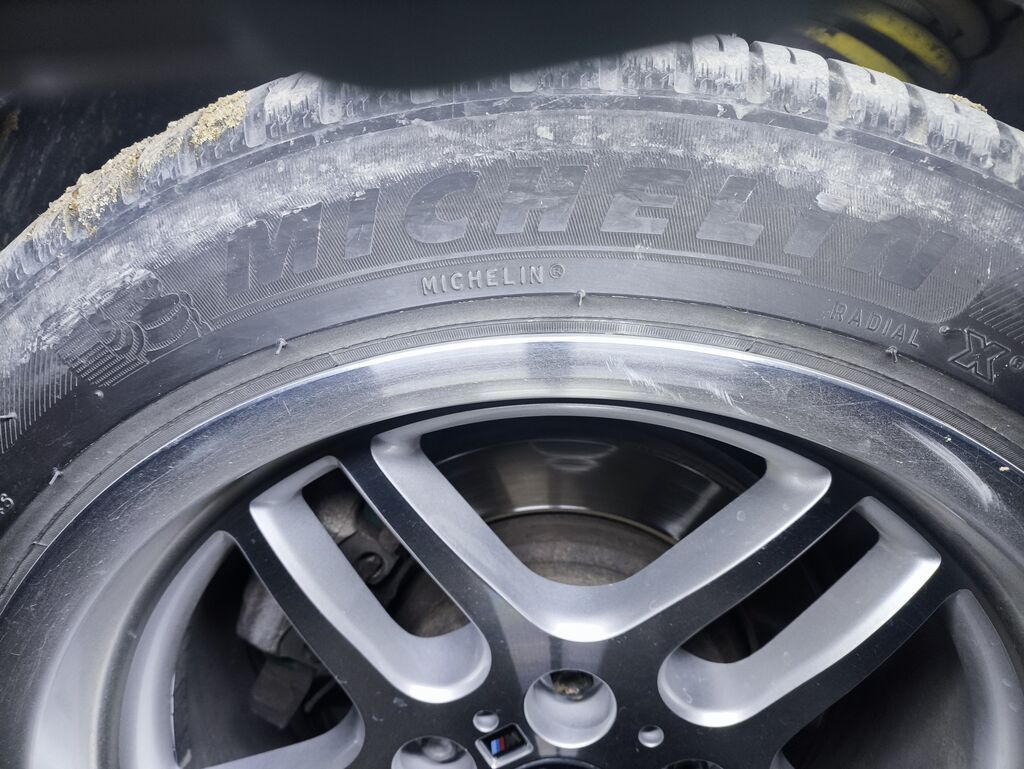 Литые диски BMW 37 стиль + шины Michelin разнаширокий - Оригинальные: фото 4