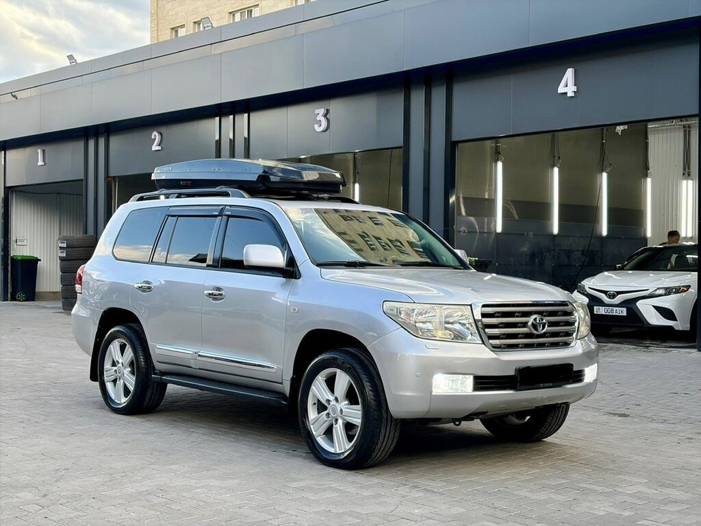 Toyota Land Cruiser: 2007 г., 4.7 л, Автомат, Бензин, Внедорожник: фото 2