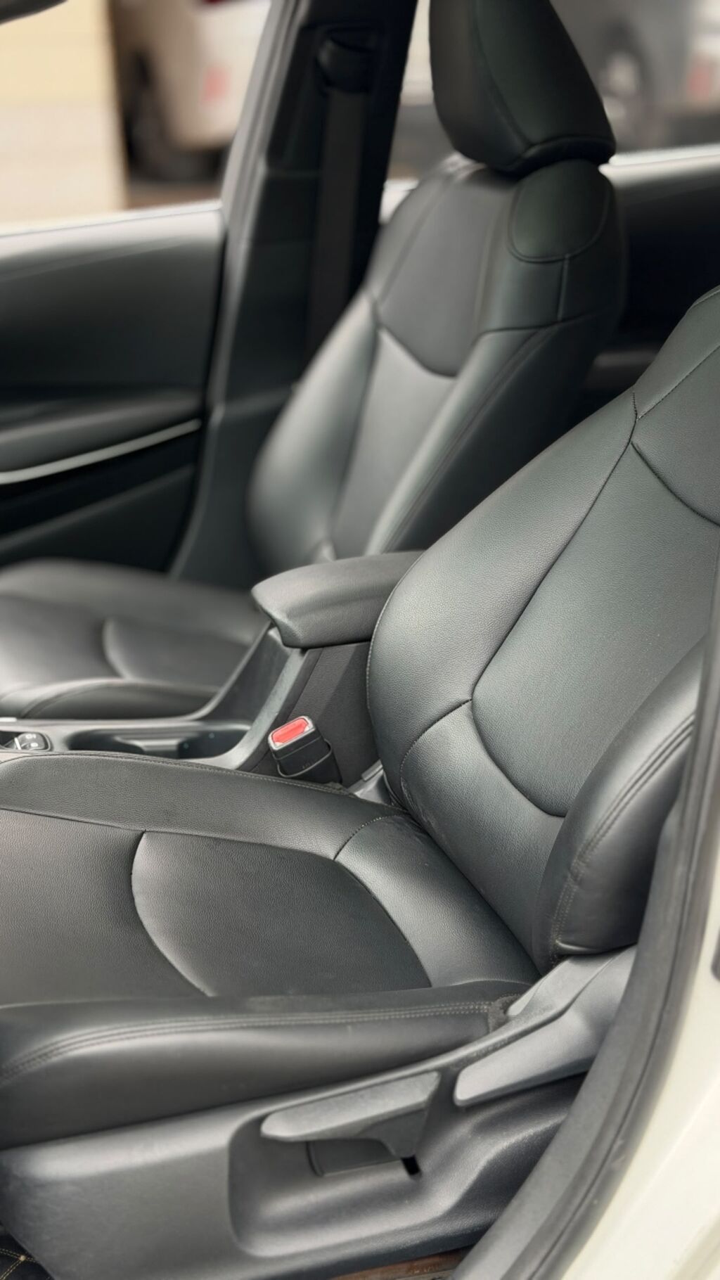 Toyota Corolla: 2019 г., 1.8 л, Вариатор, Гибрид, Седан: фото 8